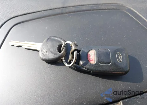 2008 Hyundai Elantra Gls/Se from USA, damaged, VIN KMHDU46DX8U359380